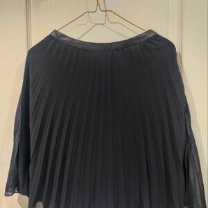 H&M pleated skirt
